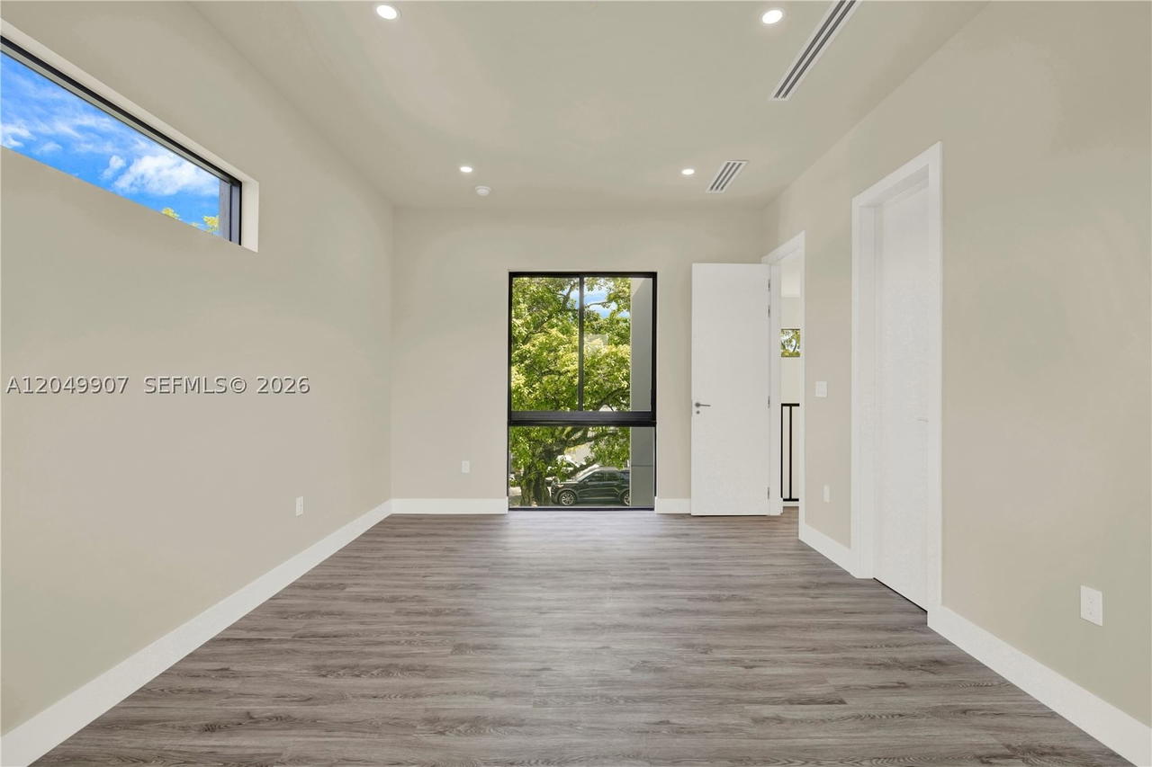 Real estate property located at 3437 29th St #3437, Miami-dade, Overbrook Park, Miami, FL