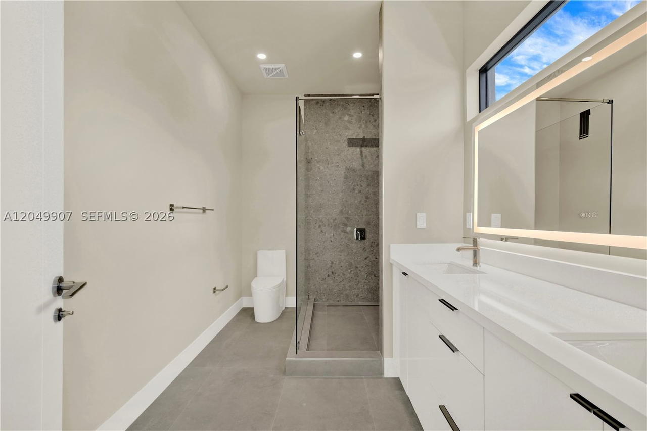 Real estate property located at 3437 29th St #3437, Miami-dade, Overbrook Park, Miami, FL