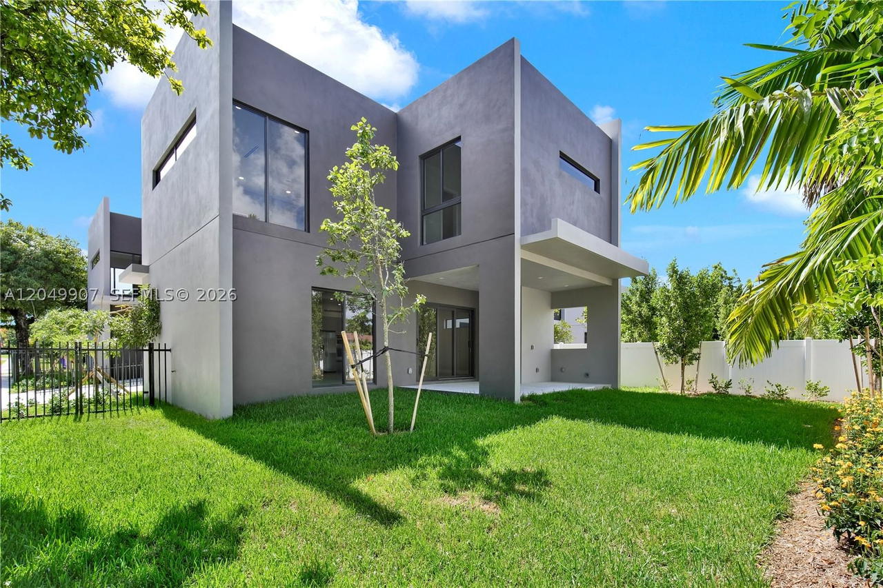 Real estate property located at 3437 29th St #3437, Miami-dade, Overbrook Park, Miami, FL