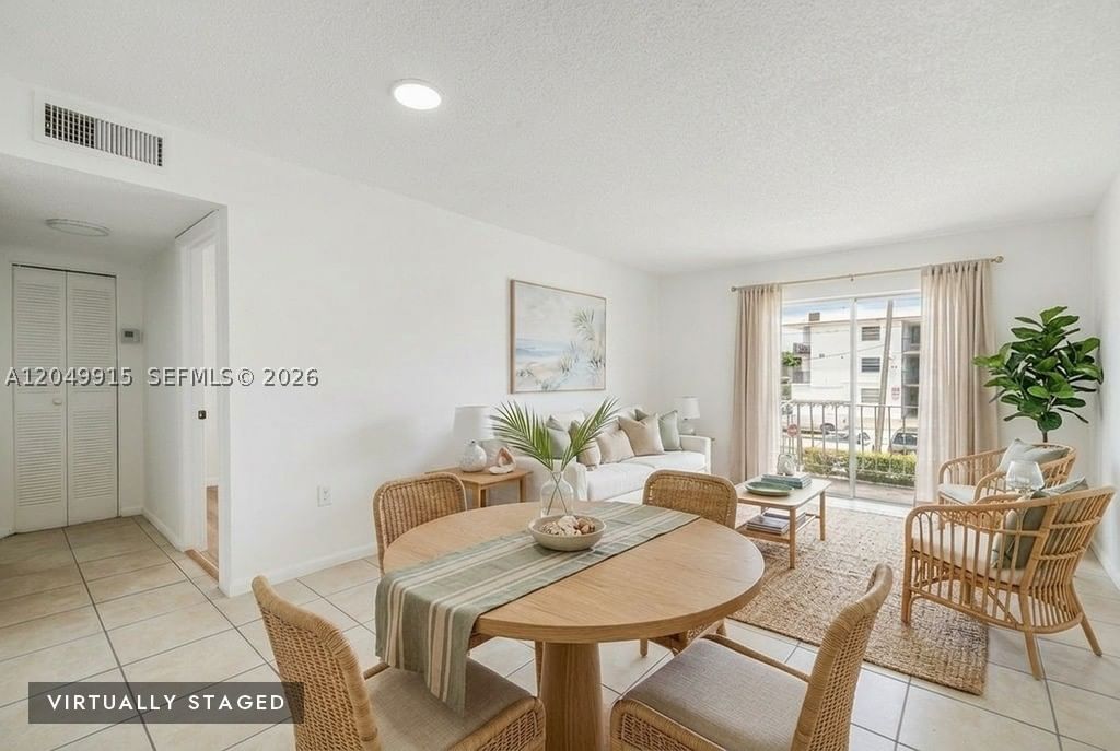 Real estate property located at 6200 Flagler St #208, Miami-dade, Fair Lawn, Miami, FL