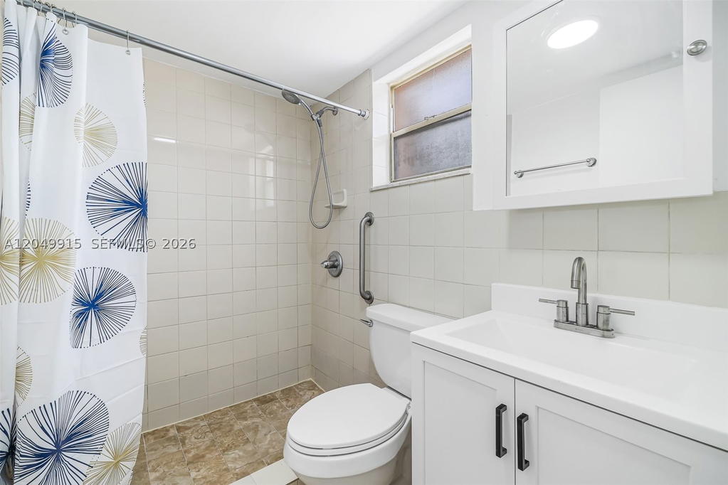 Real estate property located at 6200 Flagler St #208, Miami-dade, Fair Lawn, Miami, FL