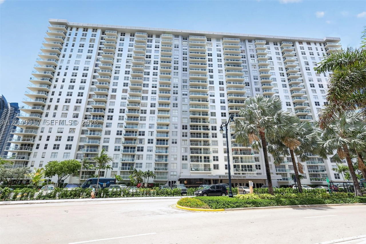 Real estate property located at 230 174th St #902, Miami-dade, Winston Tower 300, Sunny Isles Beach, FL