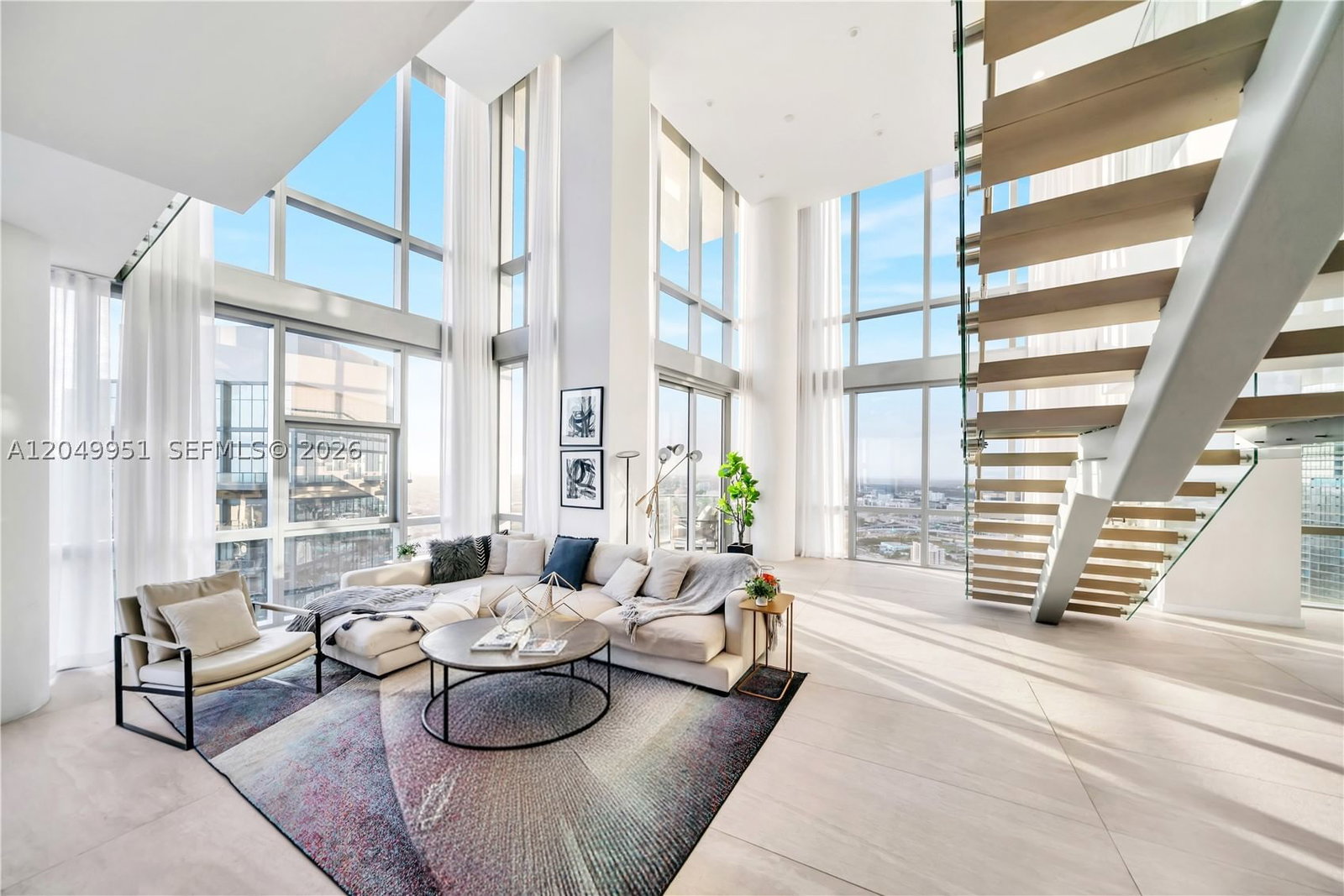 Real estate property located at 851 1st Avenue Penthouse 4612, Miami-dade, Paramount Miami Worldcen, Miami, FL
