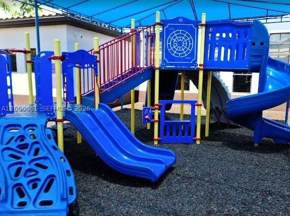 Real estate property located at 16930 90th St, Miami-dade, Kendall Commons Residenti, Miami, FL