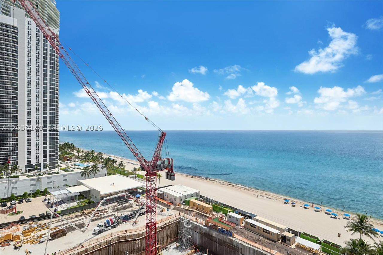 Real estate property located at , Miami-dade, M Resort Residences Condo, Sunny Isles Beach, FL