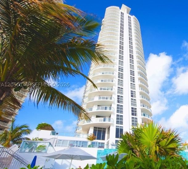 Real estate property located at , Miami-dade, M Resort Residences Condo, Sunny Isles Beach, FL