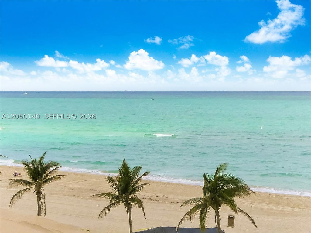 Real estate property located at , Miami-dade, M Resort Residences Condo, Sunny Isles Beach, FL