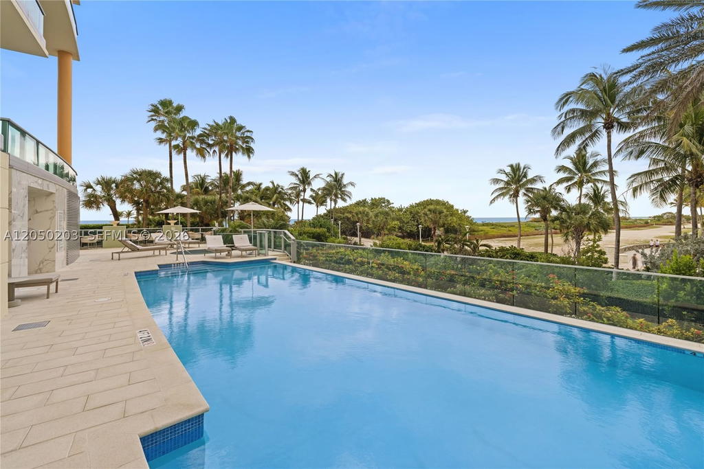 Real estate property located at 1455 Ocean Dr #1009, Miami-dade, Il Villaggio On South Bea, Miami Beach, FL