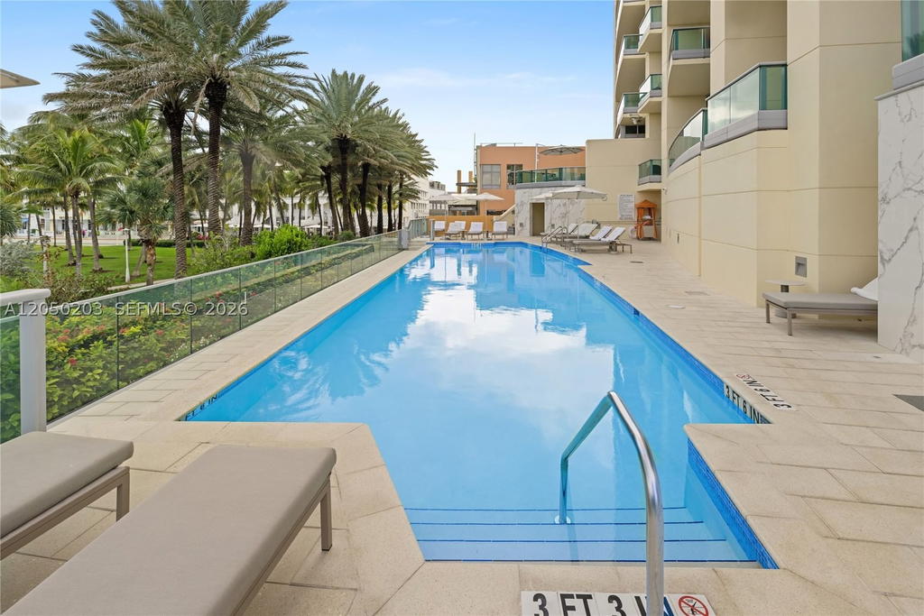 Real estate property located at 1455 Ocean Dr #1009, Miami-dade, Il Villaggio On South Bea, Miami Beach, FL