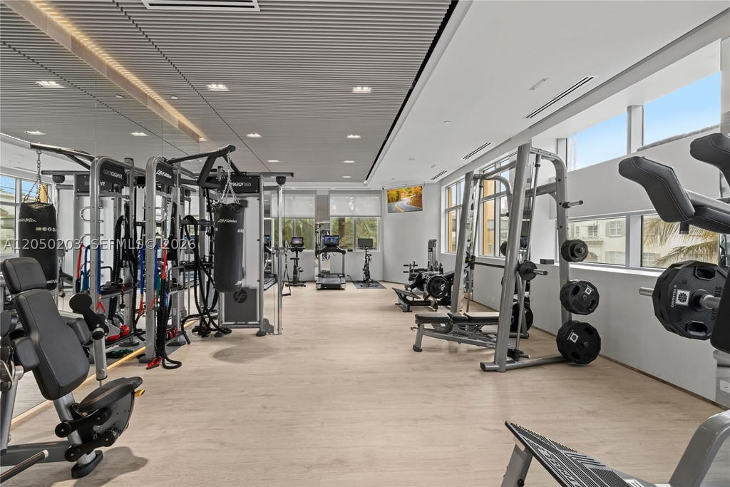 Real estate property located at 1455 Ocean Dr #1009, Miami-dade, Il Villaggio On South Bea, Miami Beach, FL