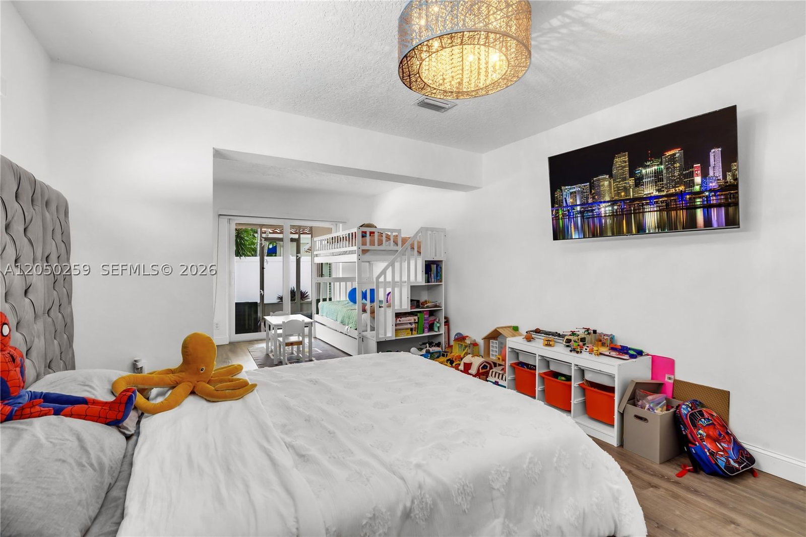 Real estate property located at 2424 18th Ave, Broward, Middle River Manor, Wilton Manors, FL