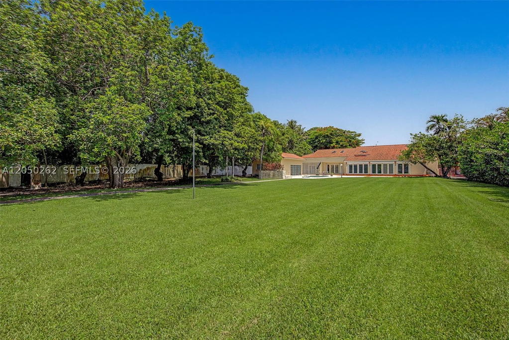 Real estate property located at 7030 72nd Street, Miami-dade, Sunswept Groves, Miami, FL