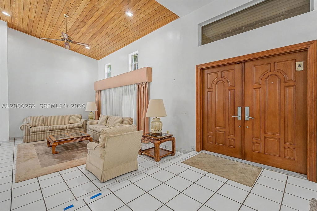 Real estate property located at 7030 72nd Street, Miami-dade, Sunswept Groves, Miami, FL