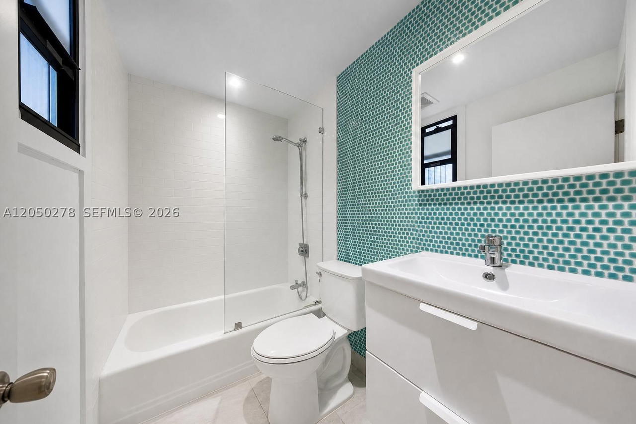 Real estate property located at 1548 Biarritz Dr, Miami-dade, Isle Of Normandy Trouvill, Miami Beach, FL