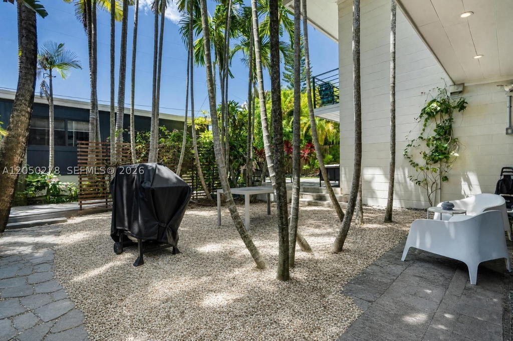 Real estate property located at 1548 Biarritz Dr, Miami-dade, Isle Of Normandy Trouvill, Miami Beach, FL