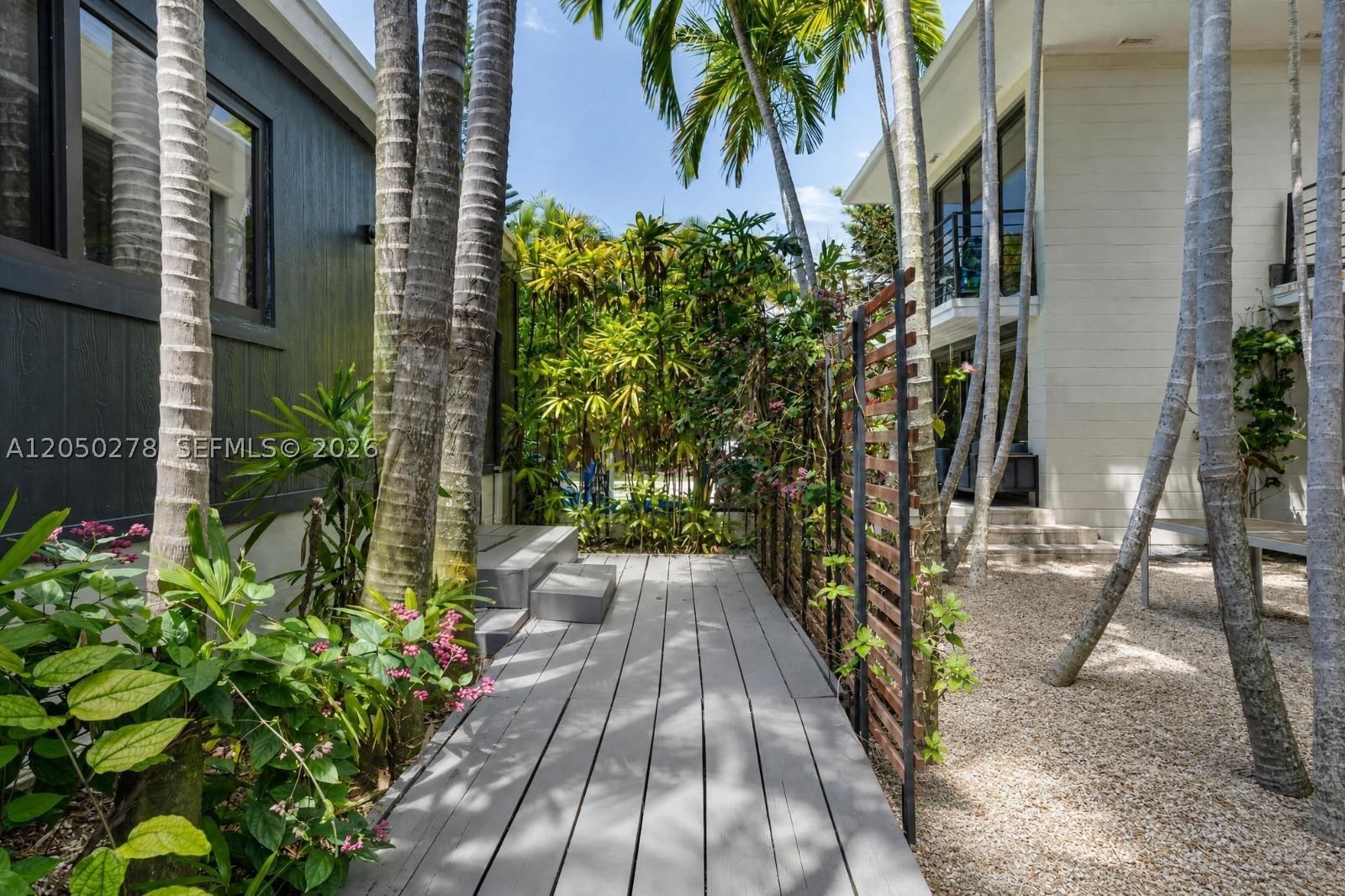 Real estate property located at 1548 Biarritz Dr, Miami-dade, Isle Of Normandy Trouvill, Miami Beach, FL