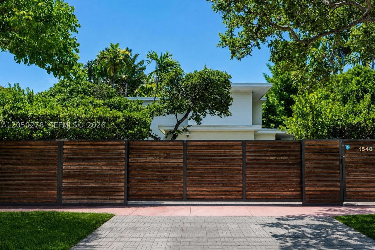 Real estate property located at 1548 Biarritz Dr, Miami-dade, Isle Of Normandy Trouvill, Miami Beach, FL