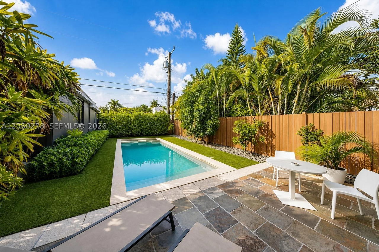 Real estate property located at 1548 Biarritz Dr, Miami-dade, Isle Of Normandy Trouvill, Miami Beach, FL
