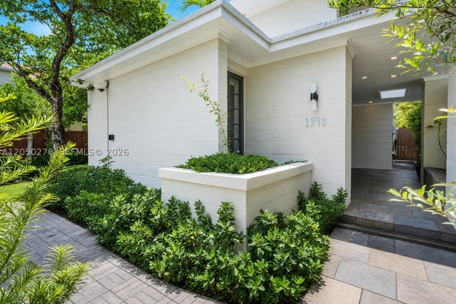 Real estate property located at 1548 Biarritz Dr, Miami-dade, Isle Of Normandy Trouvill, Miami Beach, FL
