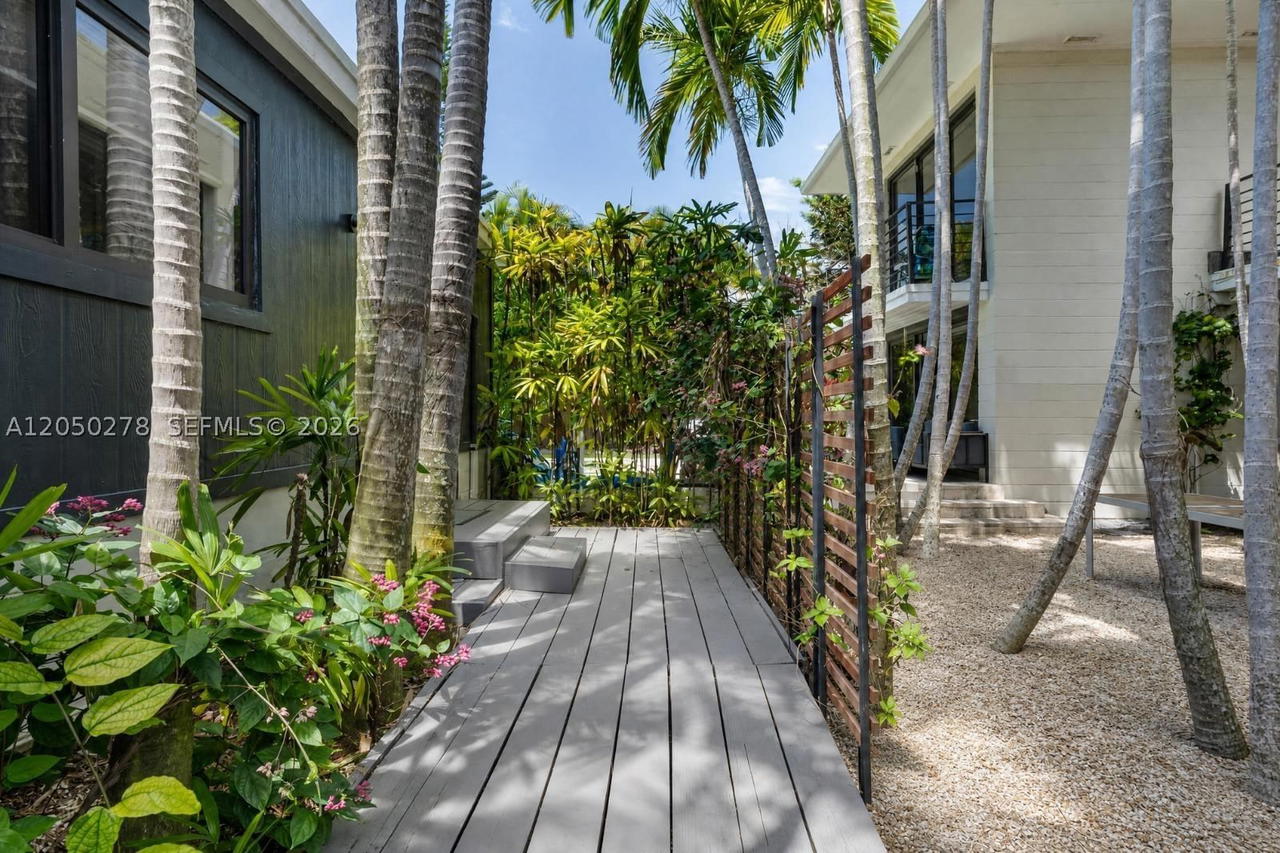 Real estate property located at 1548 Biarritz Dr, Miami-dade, Isle Of Normandy Trouvill, Miami Beach, FL