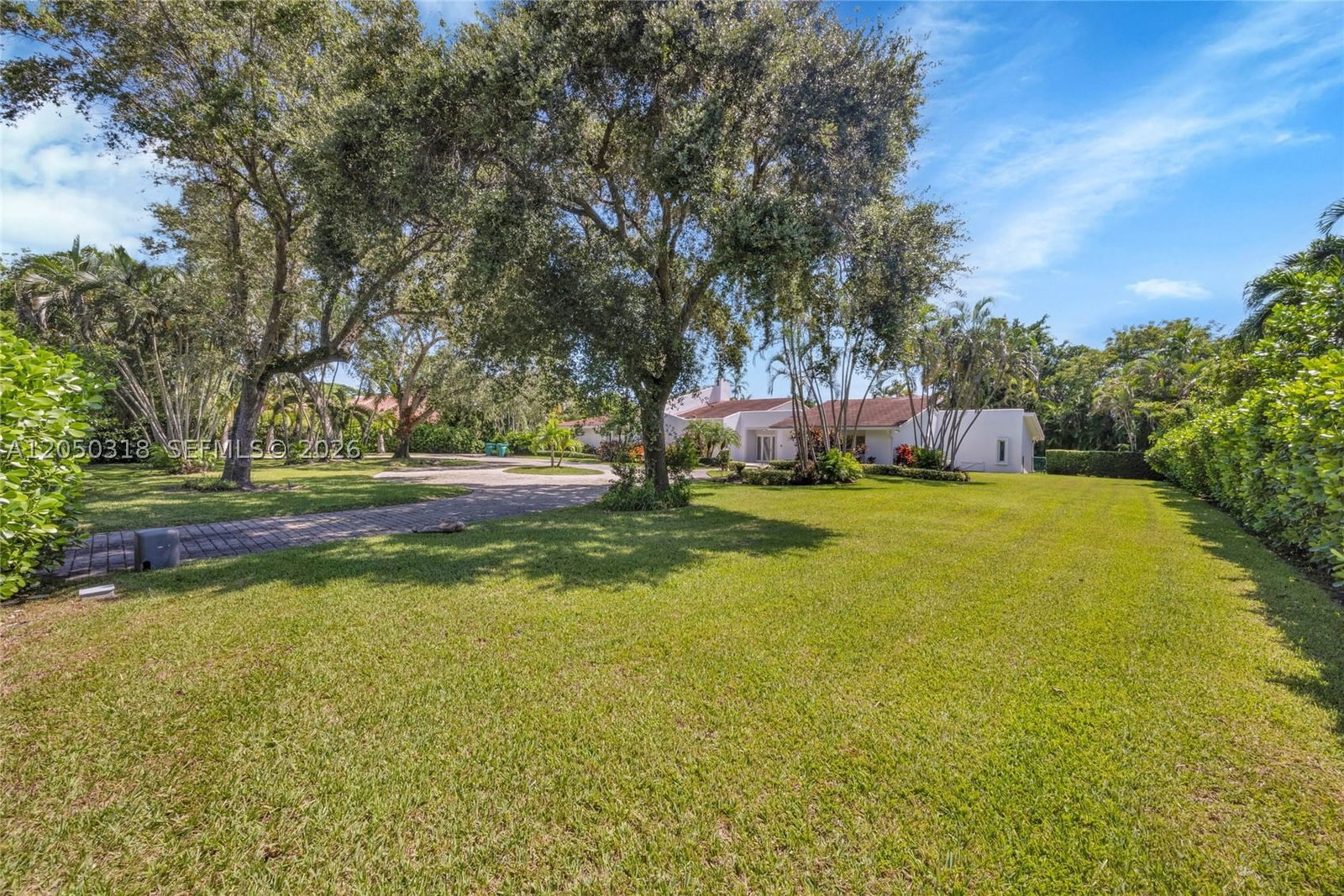 Real estate property located at 8303 Old Cutler Rd, Miami-dade, Cocoplum Sec 1, Coral Gables, FL