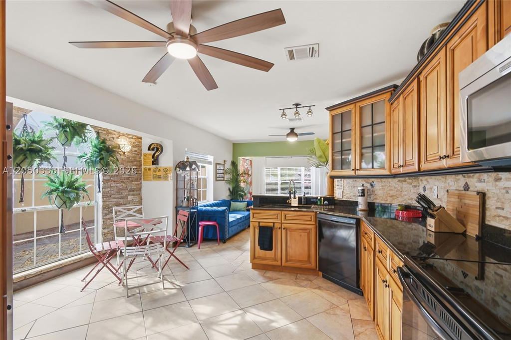 Real estate property located at 2538 Liberty St, Broward, Hollywood Park, Hollywood, FL