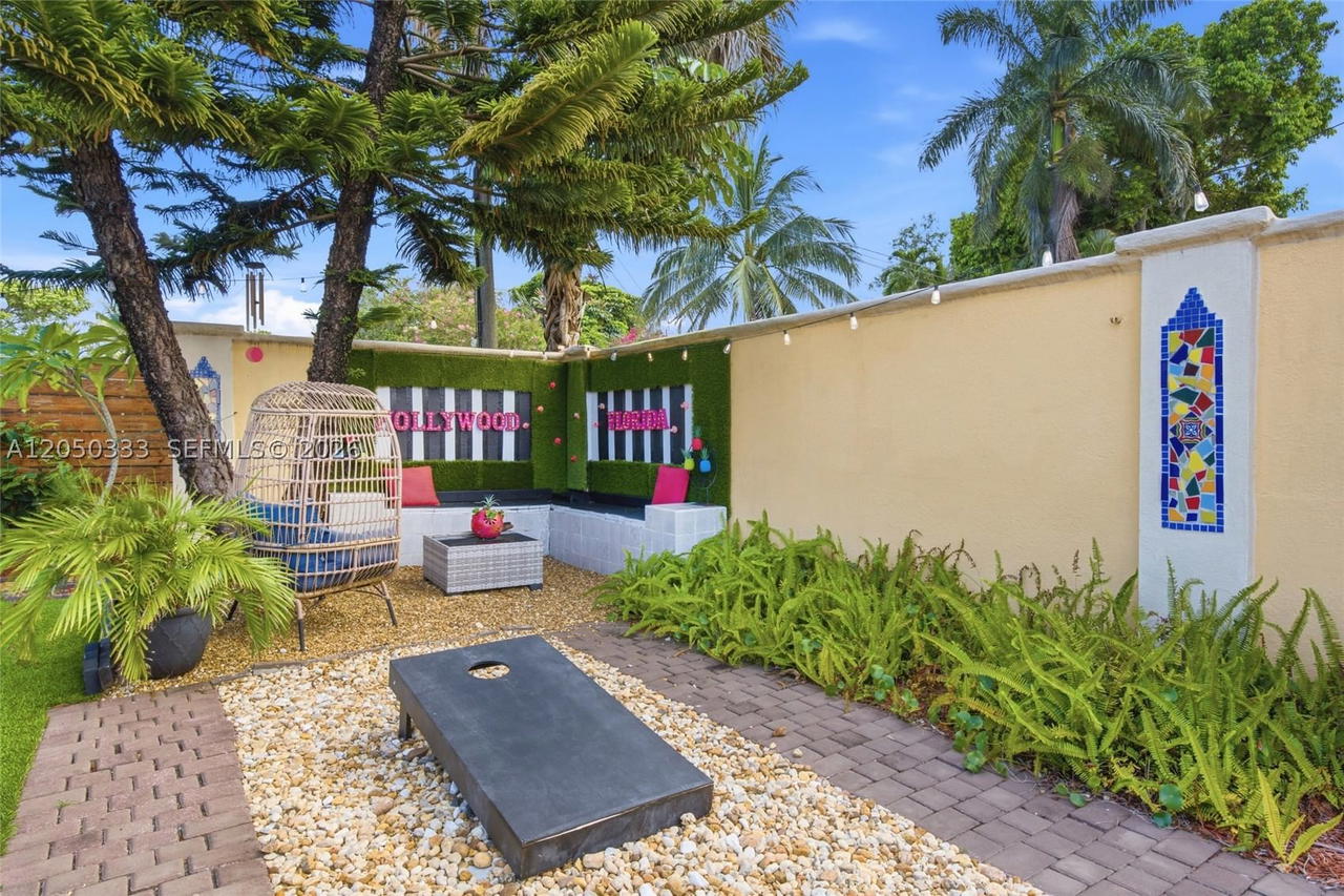 Real estate property located at 2538 Liberty St, Broward, Hollywood Park, Hollywood, FL