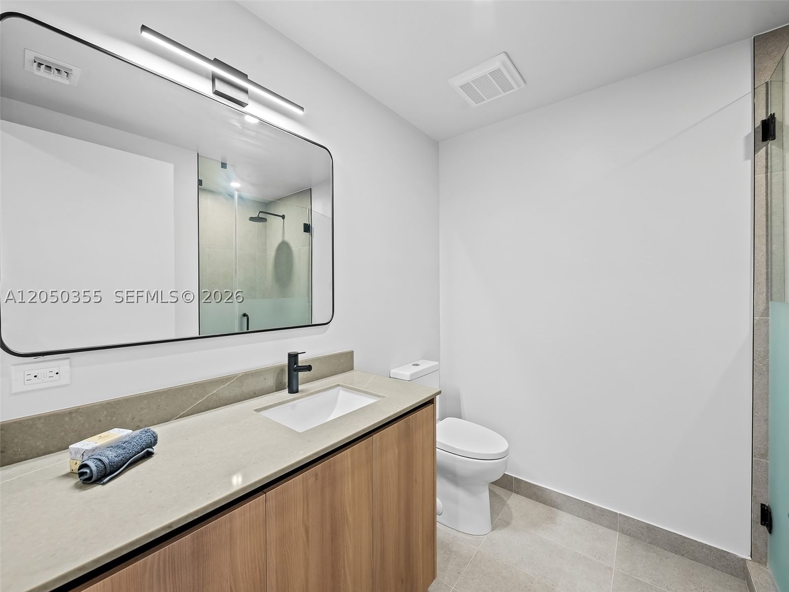 Real estate property located at 121 5th St #3704, Miami-dade, 501 First Residences, Miami, FL