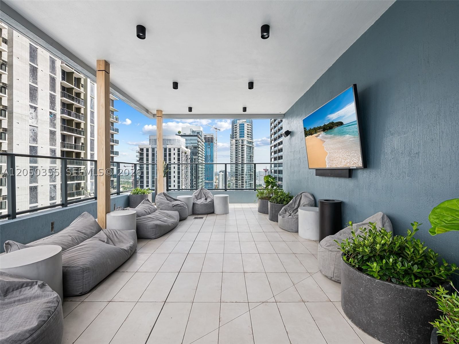 Real estate property located at 121 5th St #3704, Miami-dade, 501 First Residences, Miami, FL