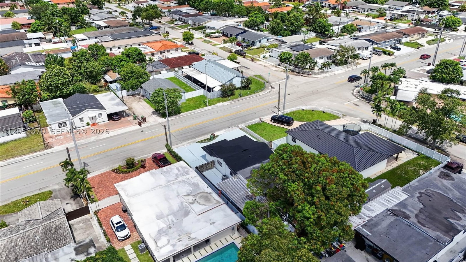 Real estate property located at 6161 4th Ave, Miami-dade, Gratigny Heights Rev, Hialeah, FL