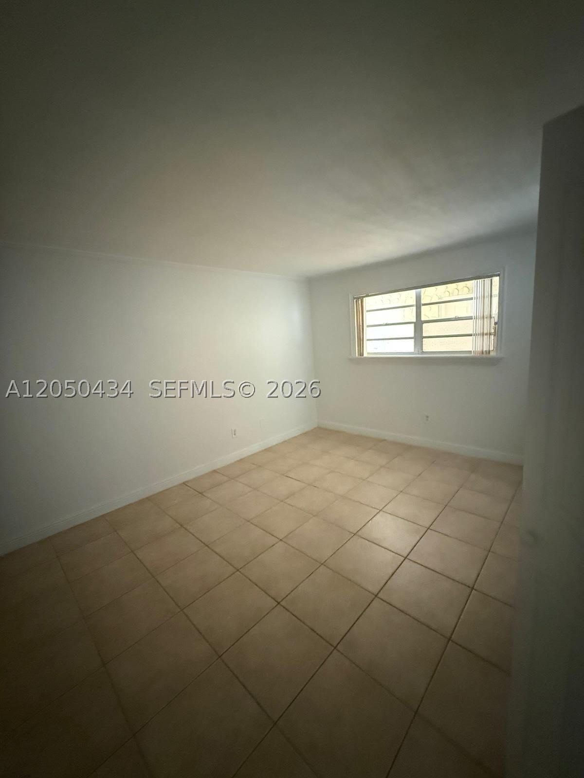 Real estate property located at 8600 109th Ave #4-112, Miami-dade, Courtyards At Kendall Con, Miami, FL