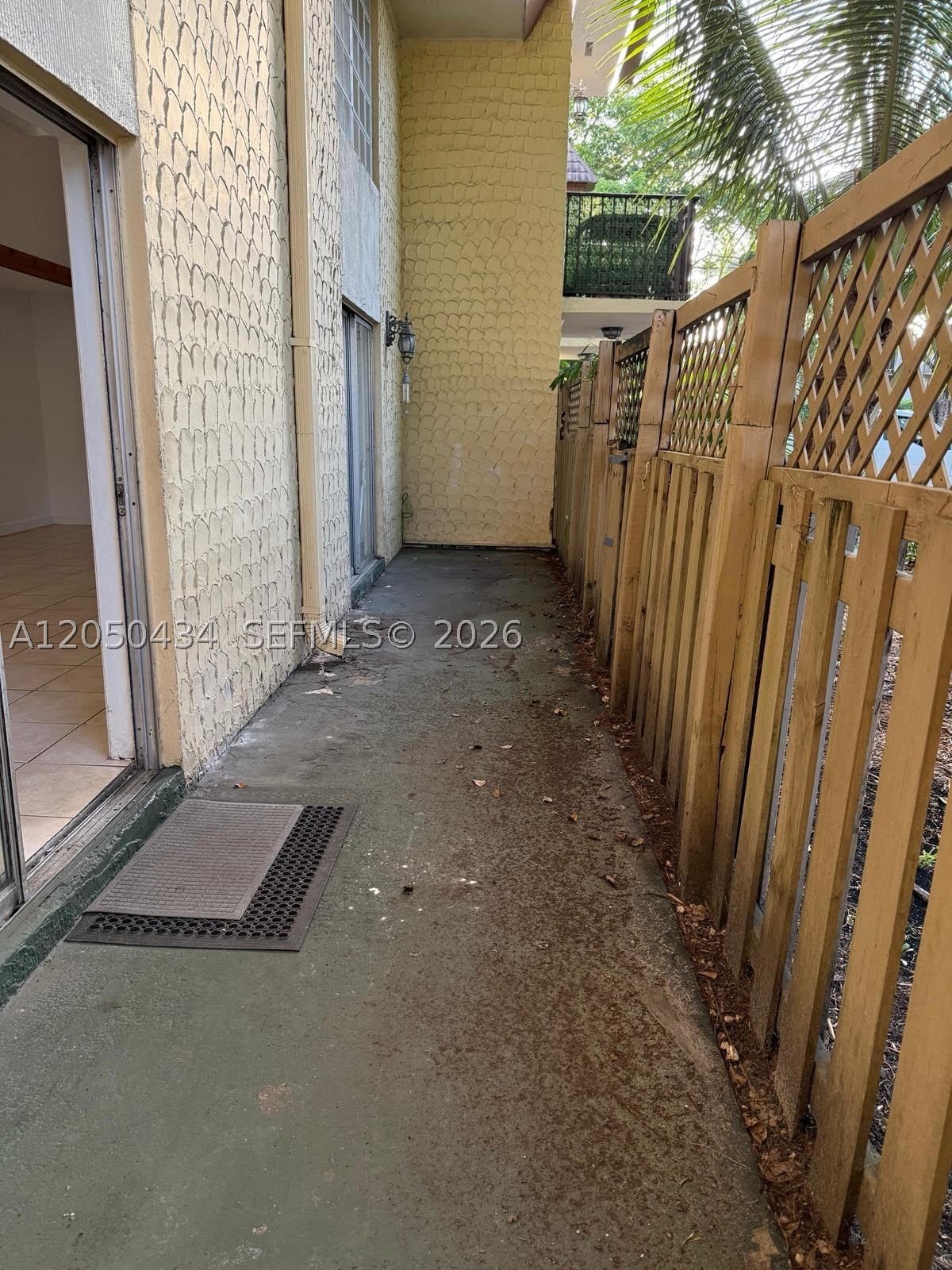 Real estate property located at 8600 109th Ave #4-112, Miami-dade, Courtyards At Kendall Con, Miami, FL
