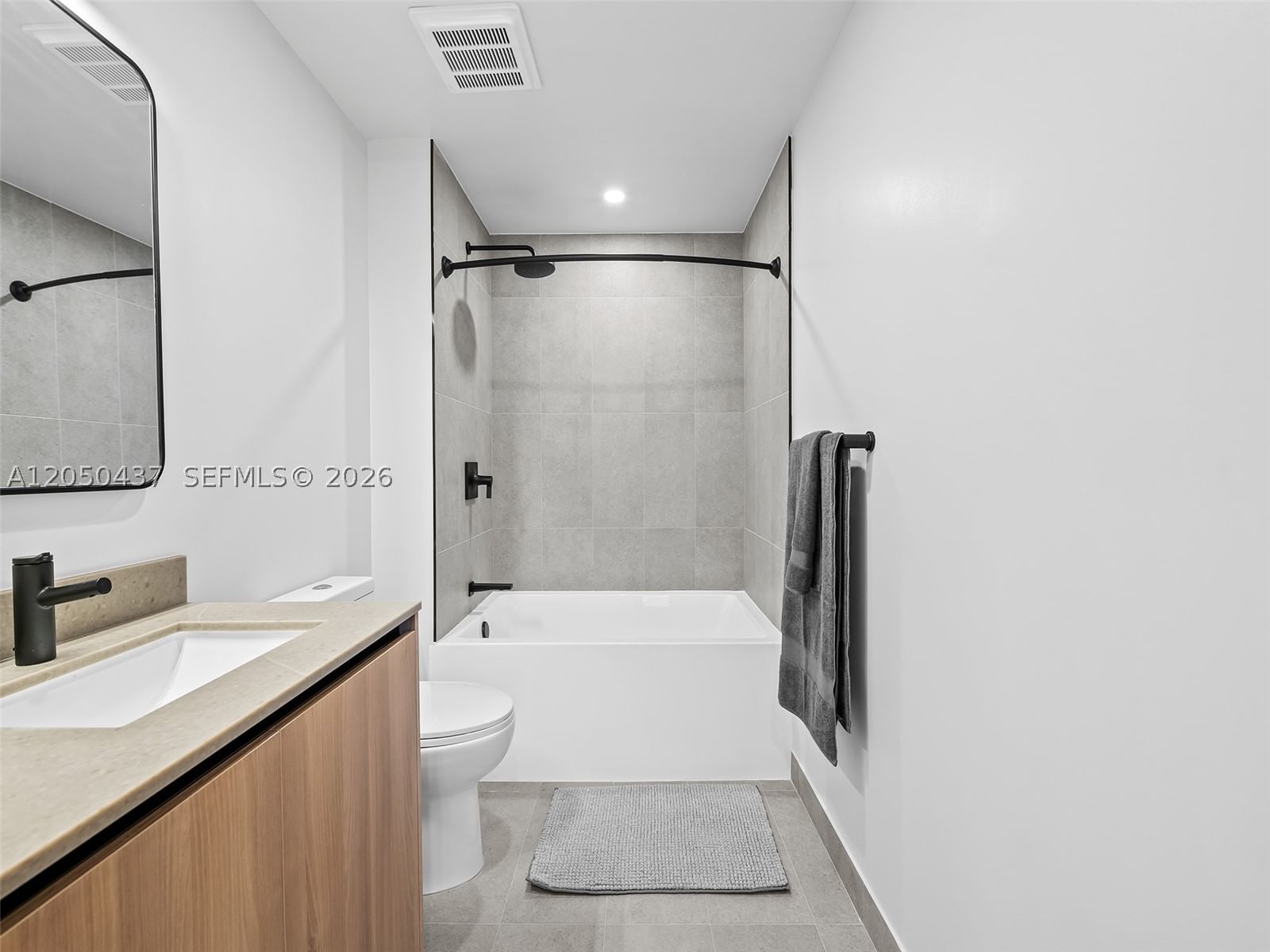 Real estate property located at 121 5th St #3706, Miami-dade, 501 First Residences, Miami, FL