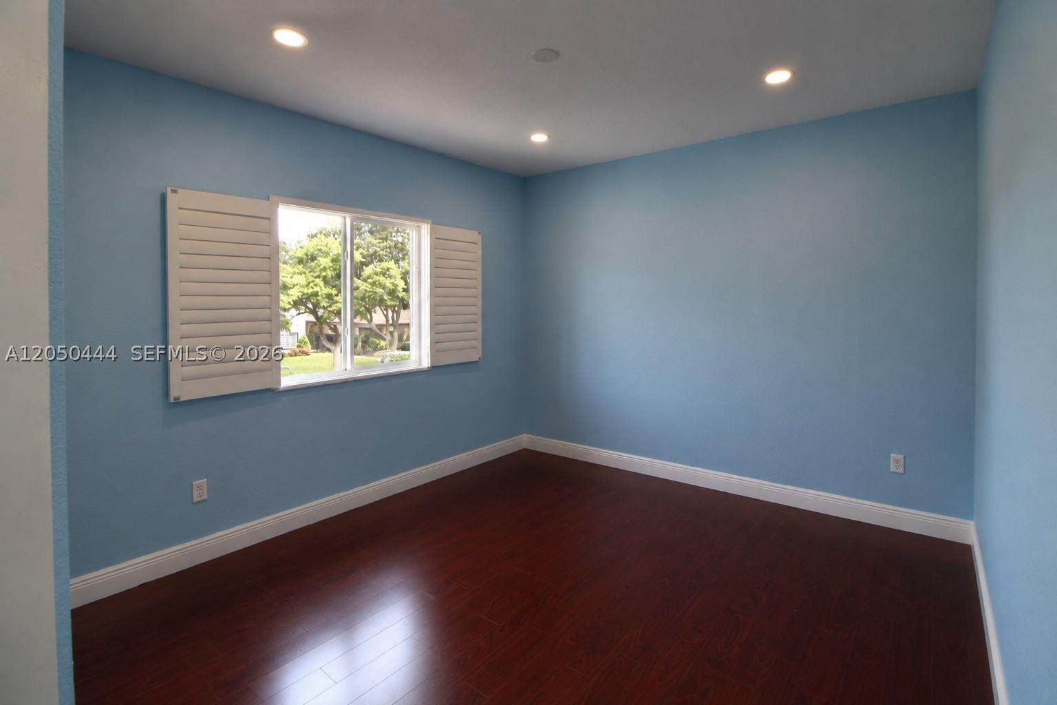 Real estate property located at 16075 149th Ter, Miami-dade, Shoreway Sub, Miami, FL