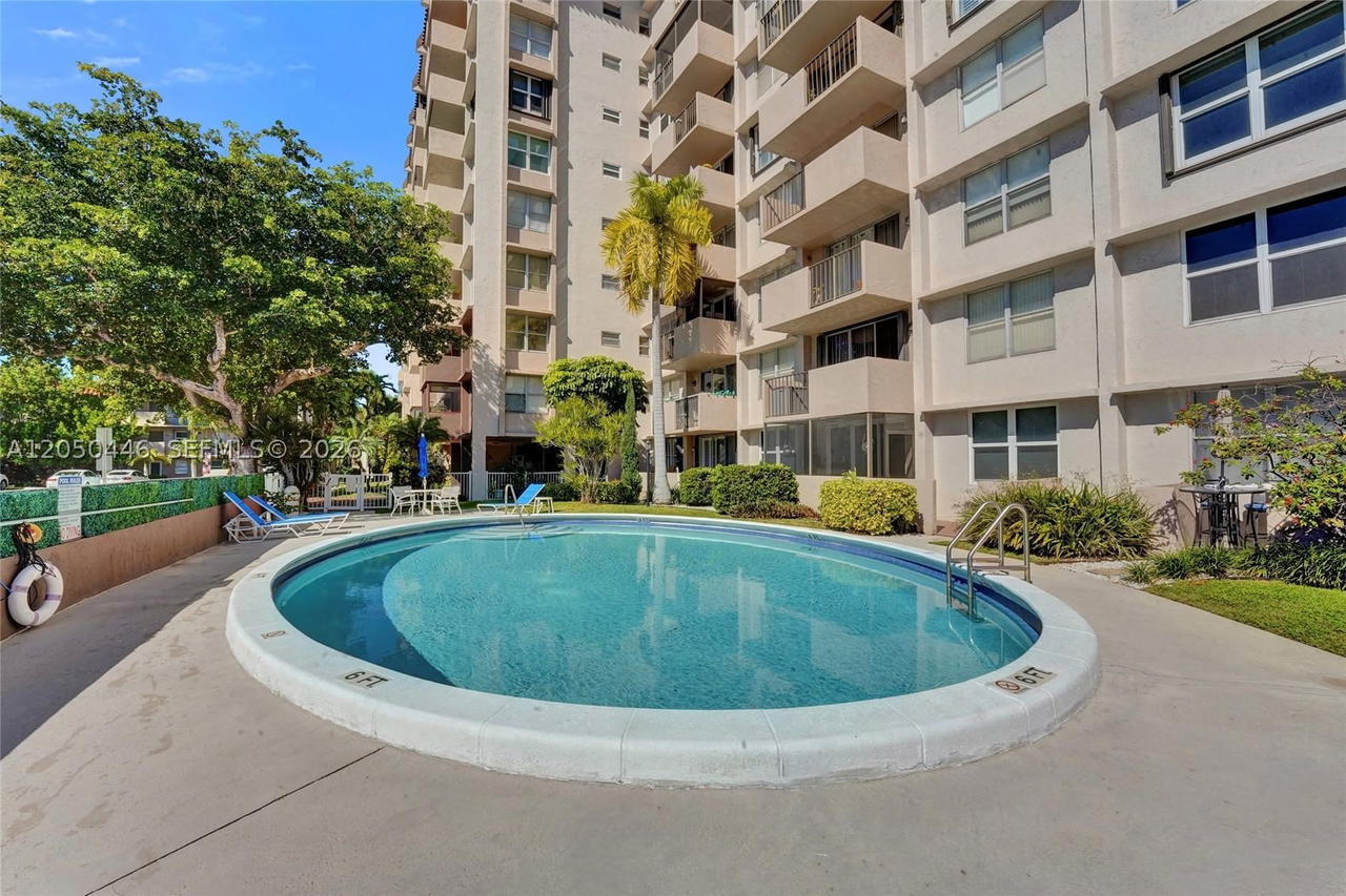 Real estate property located at 777 Federal Hwy #910RP, Broward, Island Club Two Condo, Pompano Beach, FL