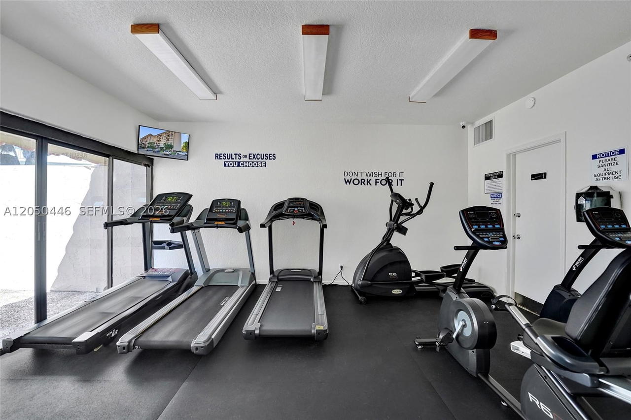 Real estate property located at 777 Federal Hwy #910RP, Broward, Island Club Two Condo, Pompano Beach, FL
