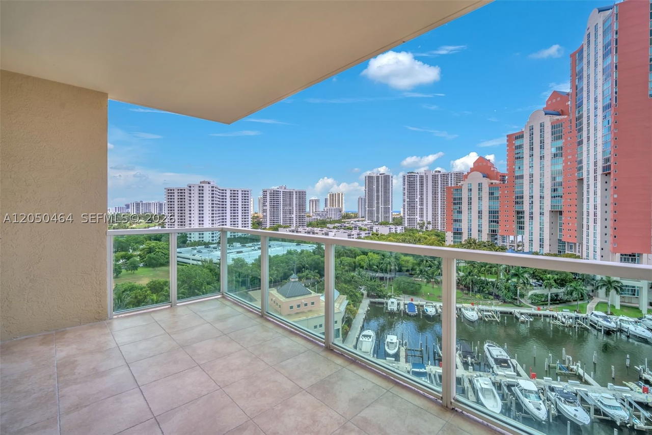 Real estate property located at 3340 190th St #1206, Miami-dade, Aventura Marina Condo Num, Aventura, FL