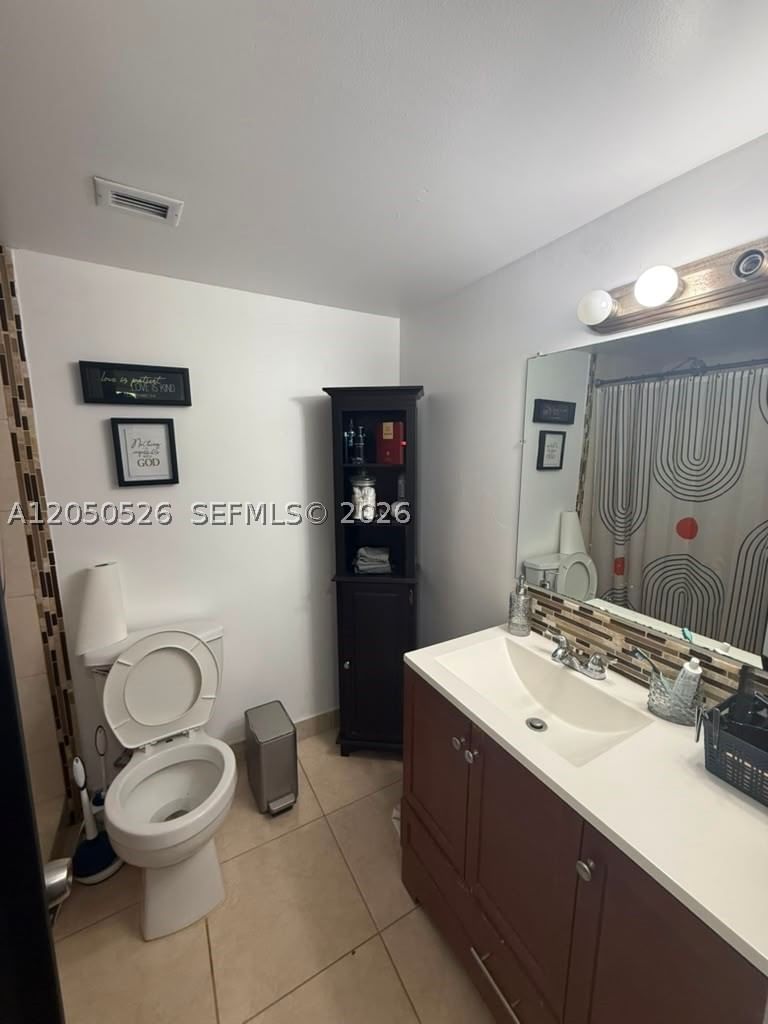 Real estate property located at 9405 Flagler St #212D, Miami-dade, Castillian Club Condo, Miami, FL