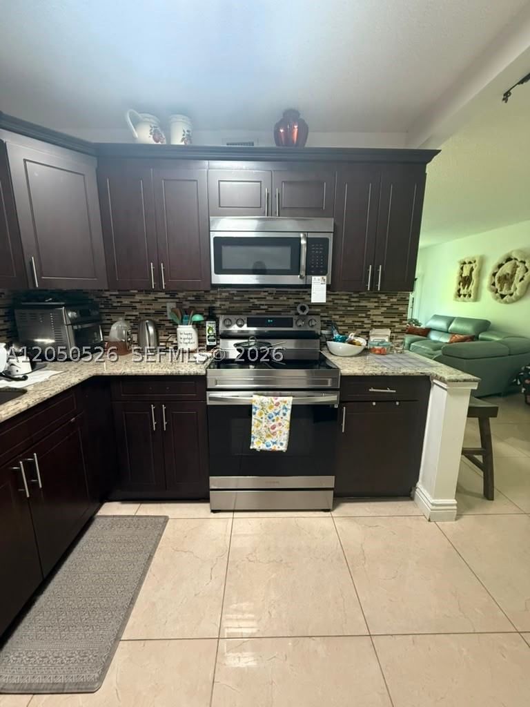 Real estate property located at 9405 Flagler St #212D, Miami-dade, Castillian Club Condo, Miami, FL