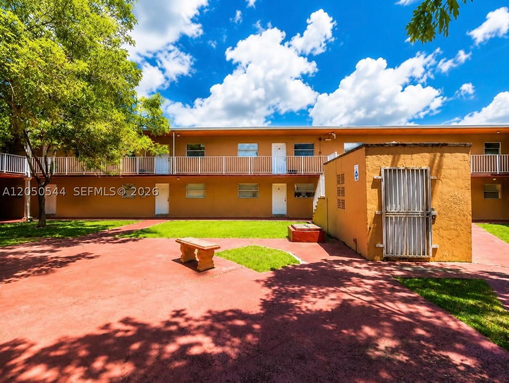 Real estate property located at 1245 24th St #219, Miami-dade, Bella Luna Condo, Hialeah, FL