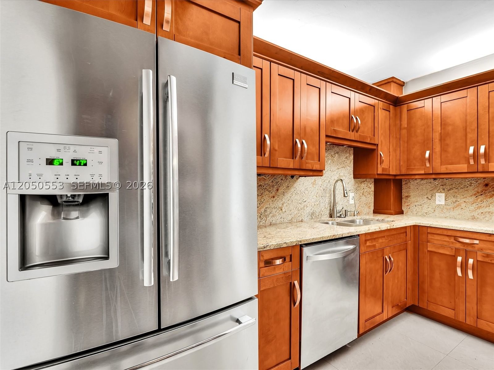 Real estate property located at 4400 Hillcrest Dr #617B, Broward, Hillcrest No 21 Condo, Hollywood, FL