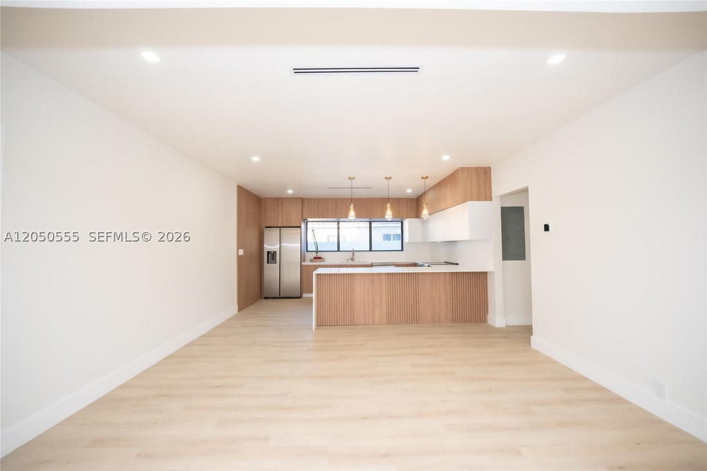 Real estate property located at 15411 10th Ave, Miami-dade, Breezeswept Heights, North Miami Beach, FL