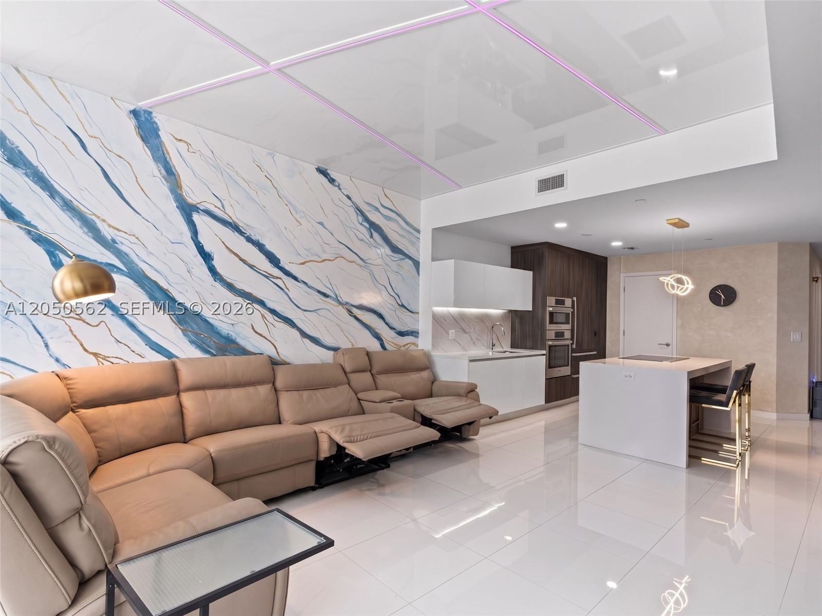Real estate property located at 851 1st Ave #3000, Miami-dade, Paramount Miami Worldcent, Miami, FL