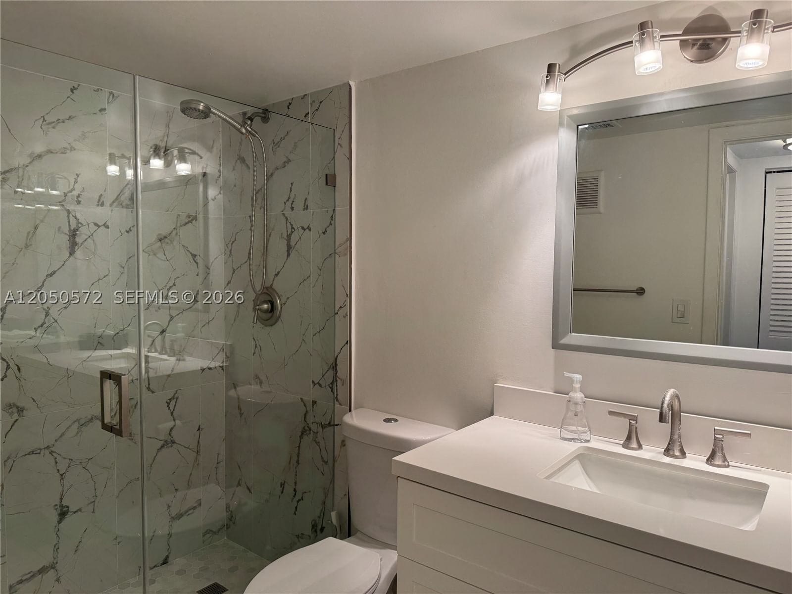 Real estate property located at 1101 Colony Point Cir #102, Broward, Colony Point 4 Condo, Pembroke Pines, FL