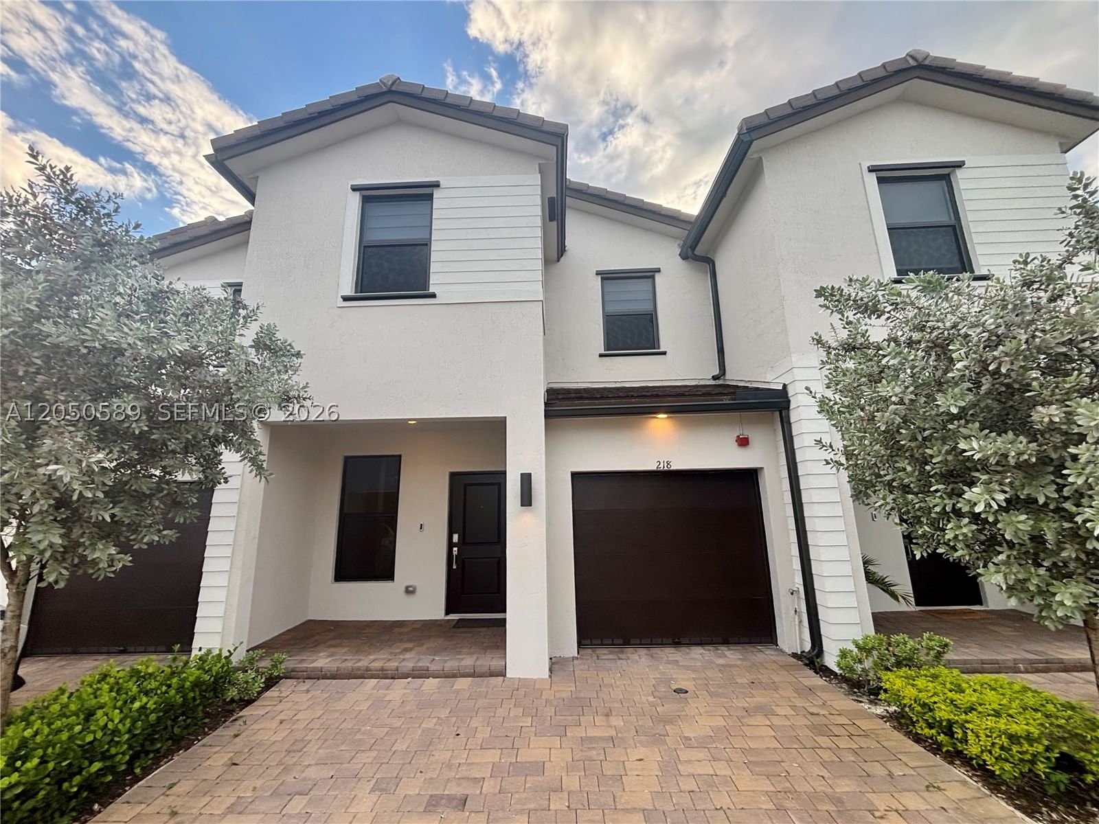 Real estate property located at 218 159th Ct, Broward, Sunset Pines, Pembroke Pines, FL