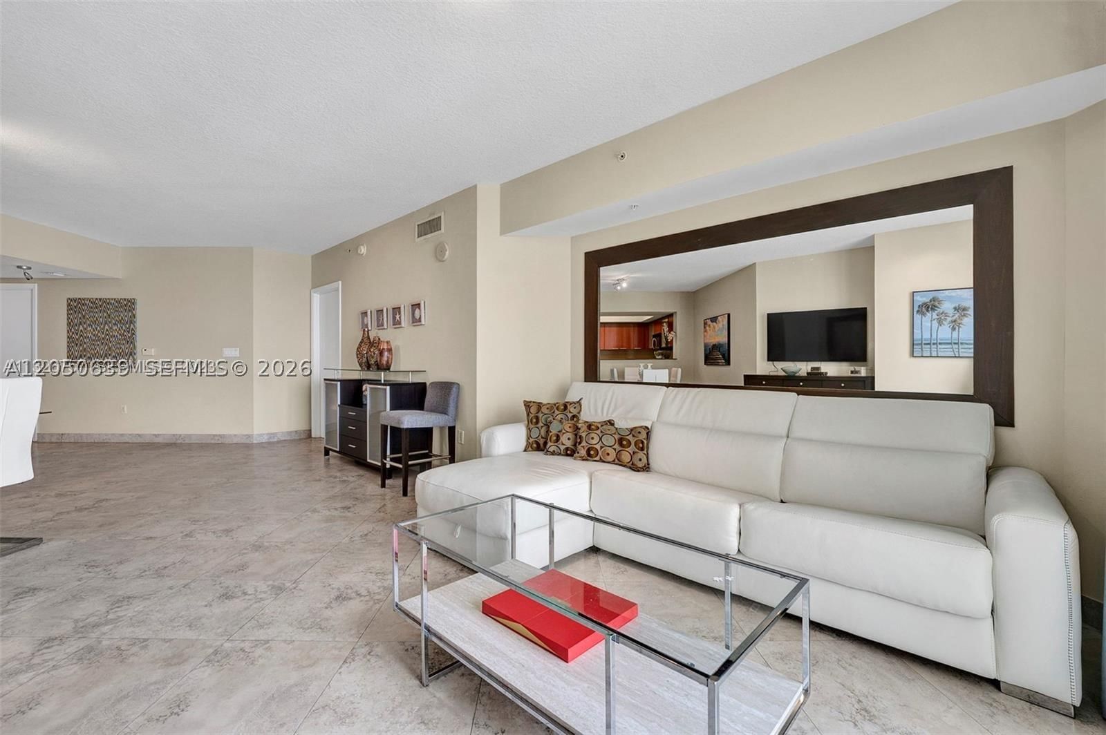 Real estate property located at 16699 Collins Ave #1605, Miami-dade, La Perla Condo, Sunny Isles Beach, FL