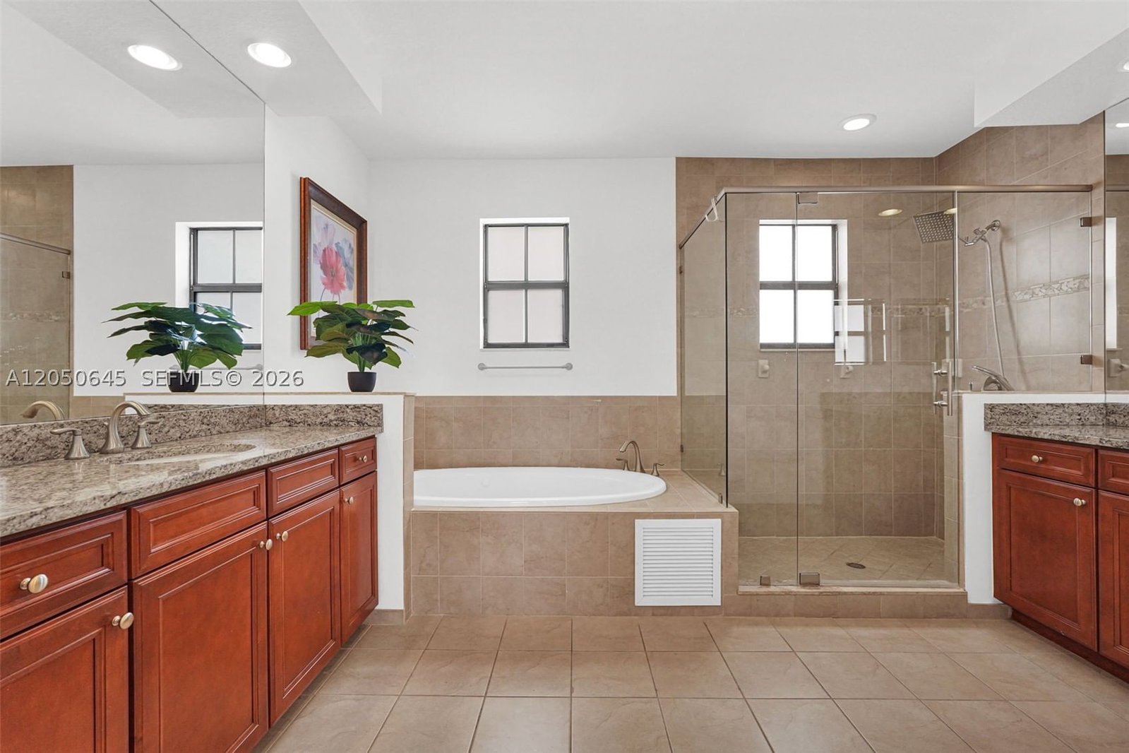 Real estate property located at 8910 98th Ct, Miami-dade, Doral Breeze, Doral, FL