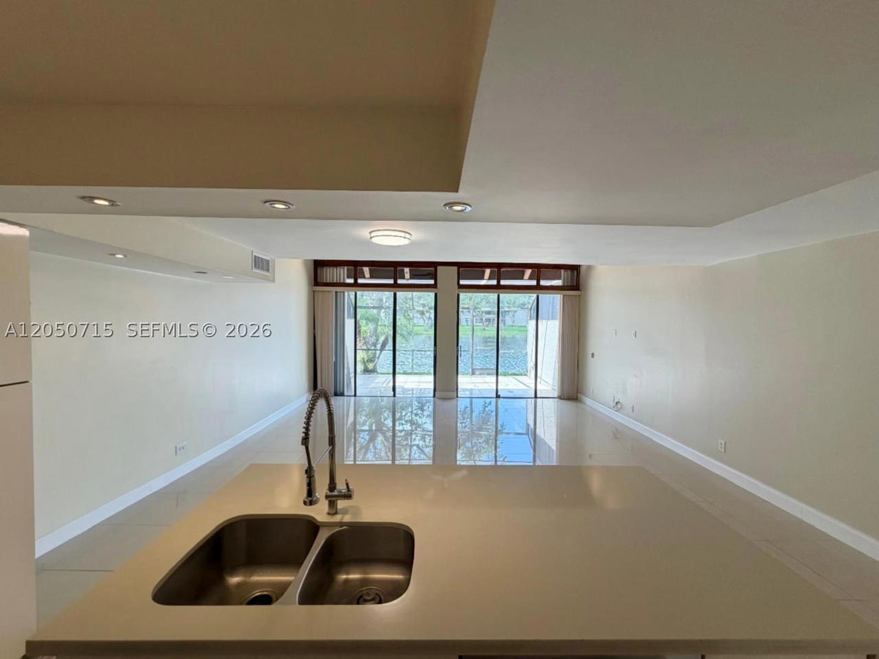 Real estate property located at 11250 14th Ct, Broward, Everglades Sugar & Land, Pembroke Pines, FL