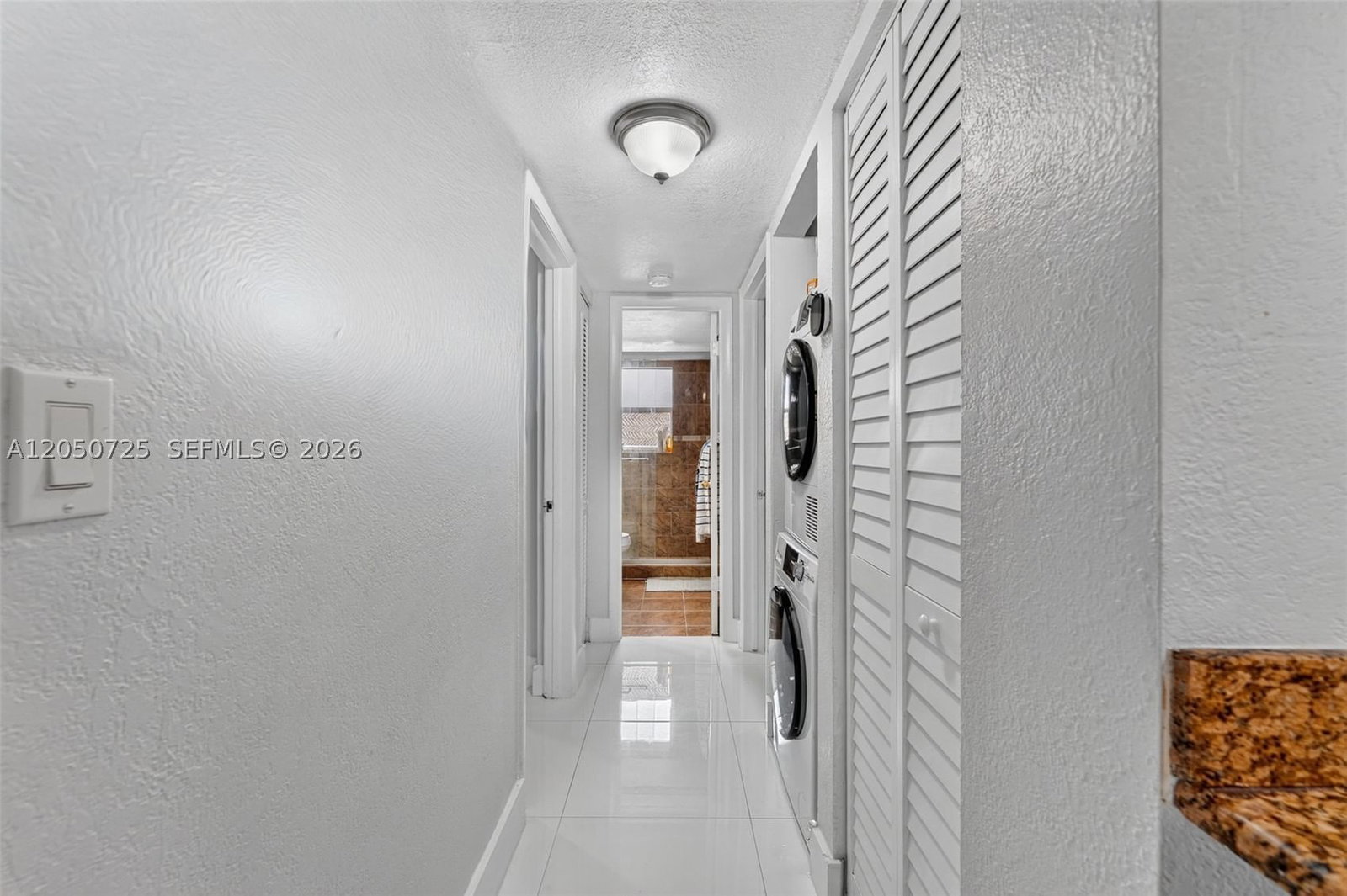 Real estate property located at 6195 18th Ave G212, Miami-dade, Los Suenos Condo, Hialeah, FL