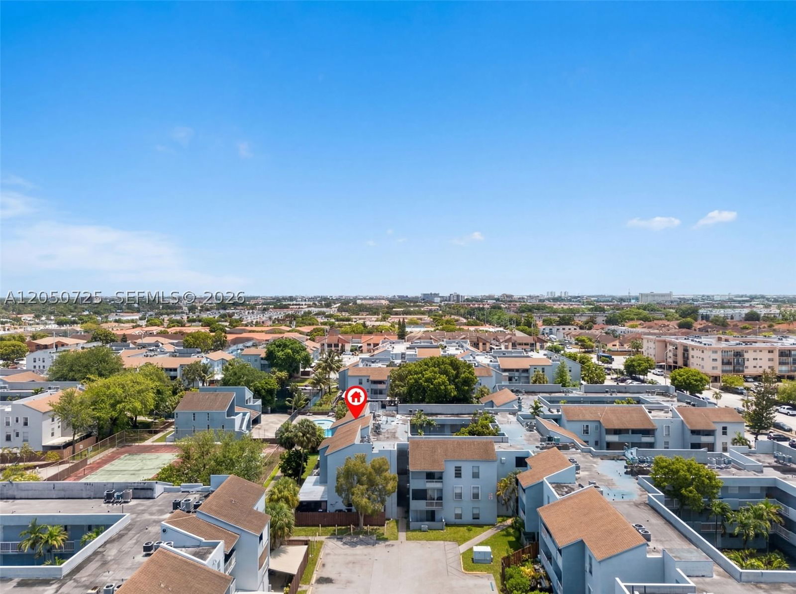 Real estate property located at 6195 18th Ave G212, Miami-dade, Los Suenos Condo, Hialeah, FL